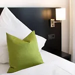 Hef By Wmm Hotel *